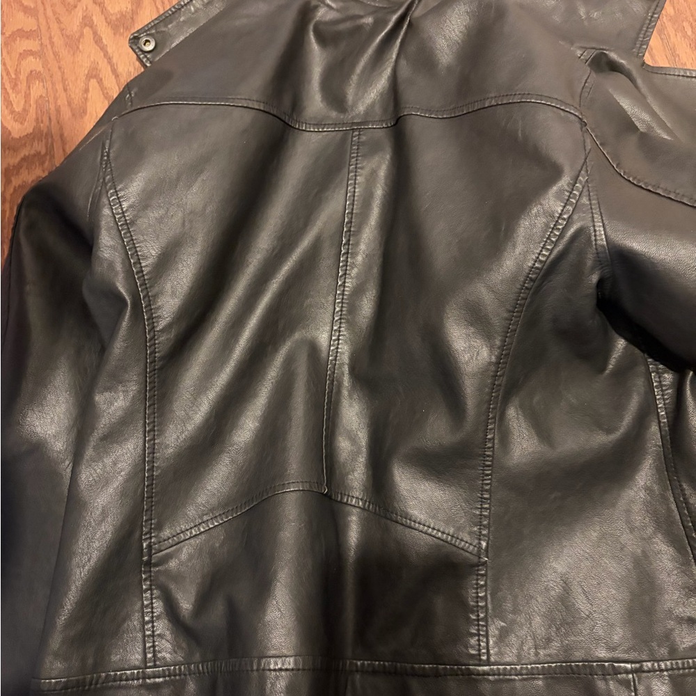 Universal Thread Black Leather Jacket - image 4